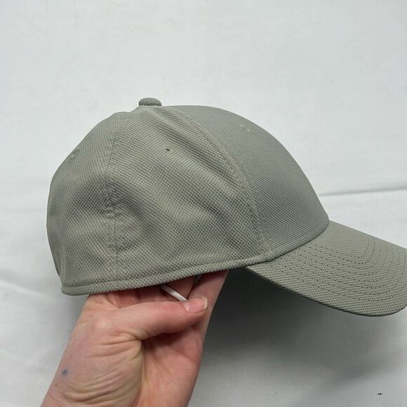 Gray Adidas Aeroready Baseball Cap - Picture 4 of 7